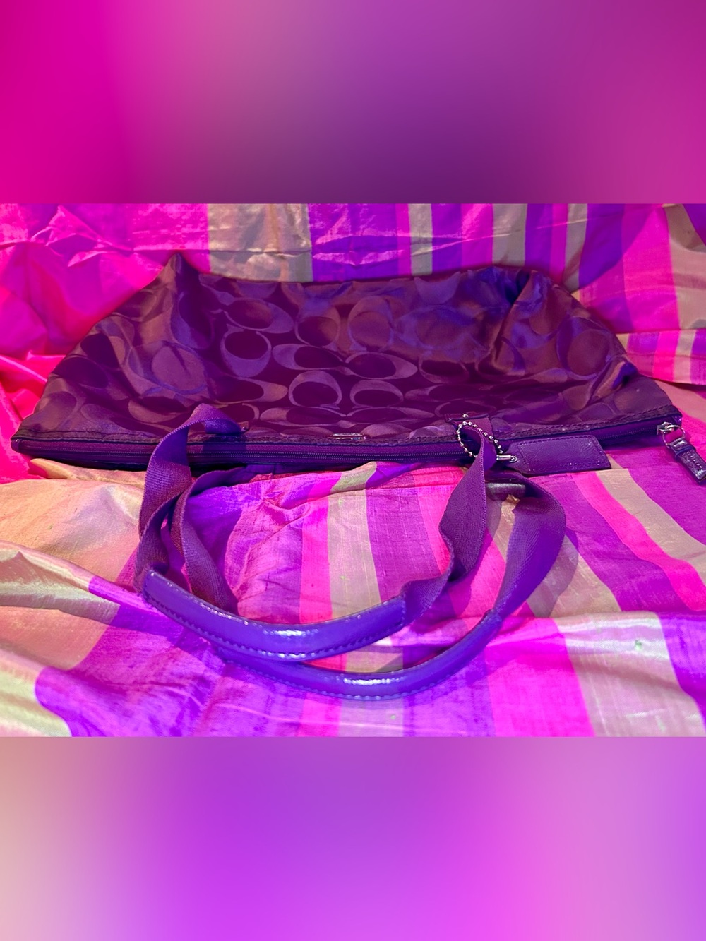 Coach Purple Getaway Signature Nylon Packable Weekender Tote Bag, Cosmetics Case - Picture 7 of 16